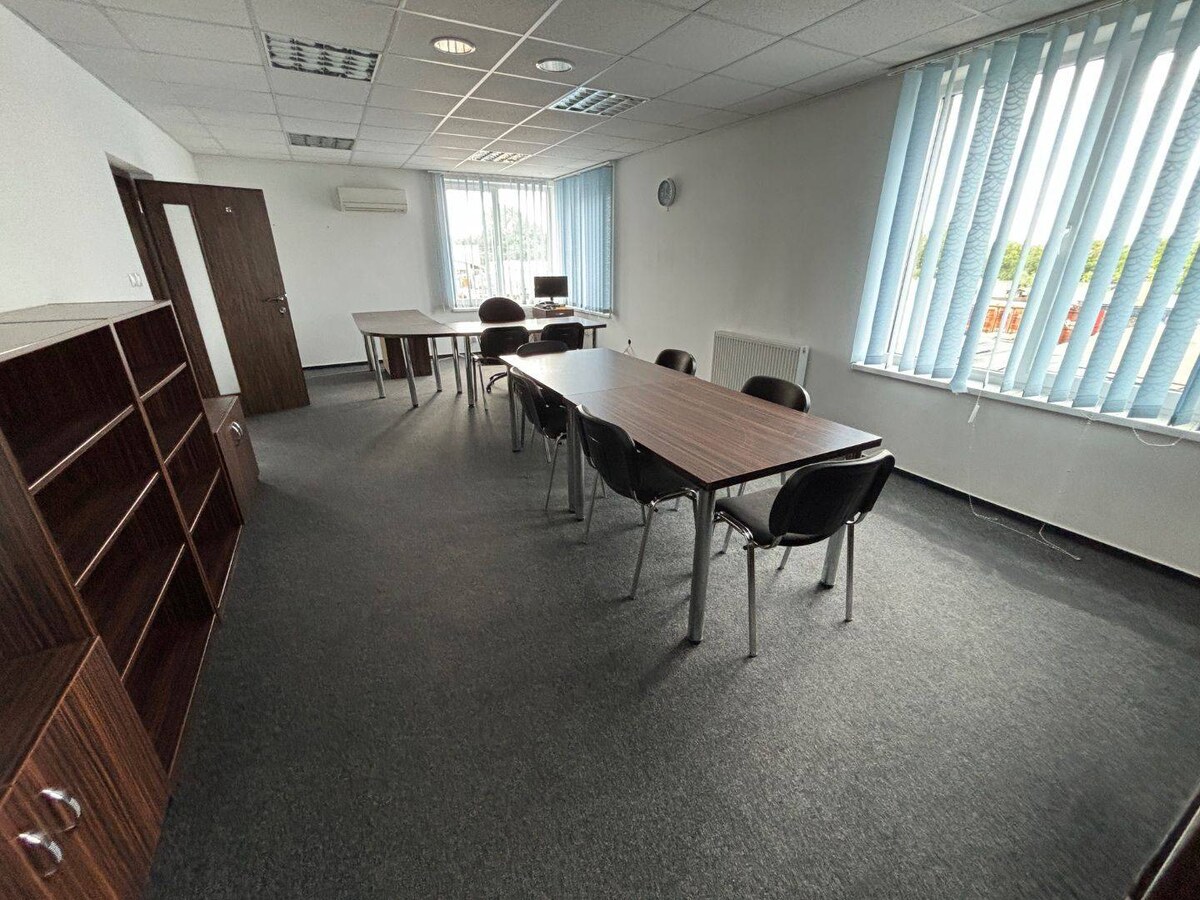 Administratívna budova na podnikanie Ludanice — foto 5