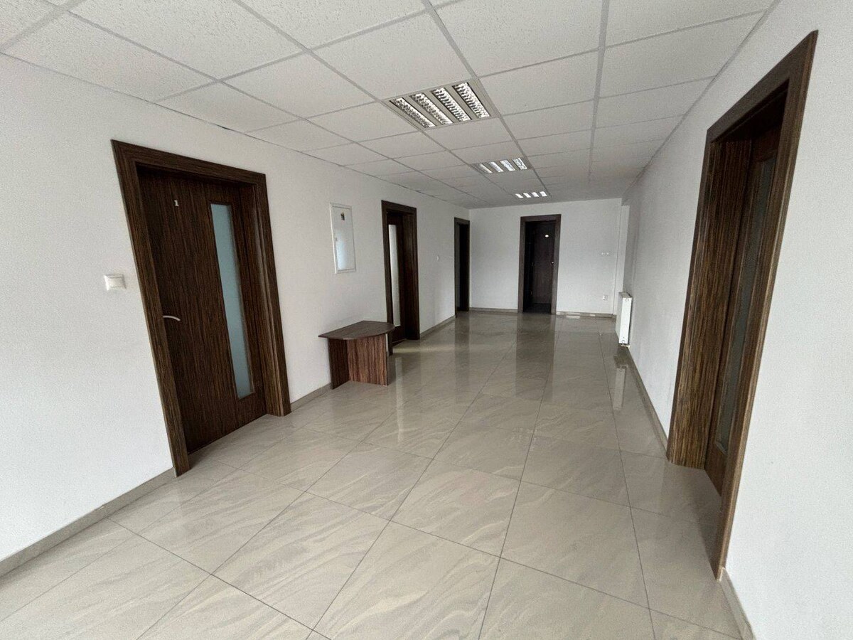 Administratívna budova na podnikanie Ludanice — foto 6