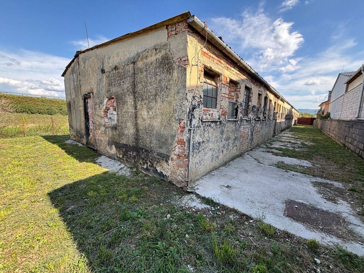 Hala na podnikanie "Hrad" Krušovce — foto 3