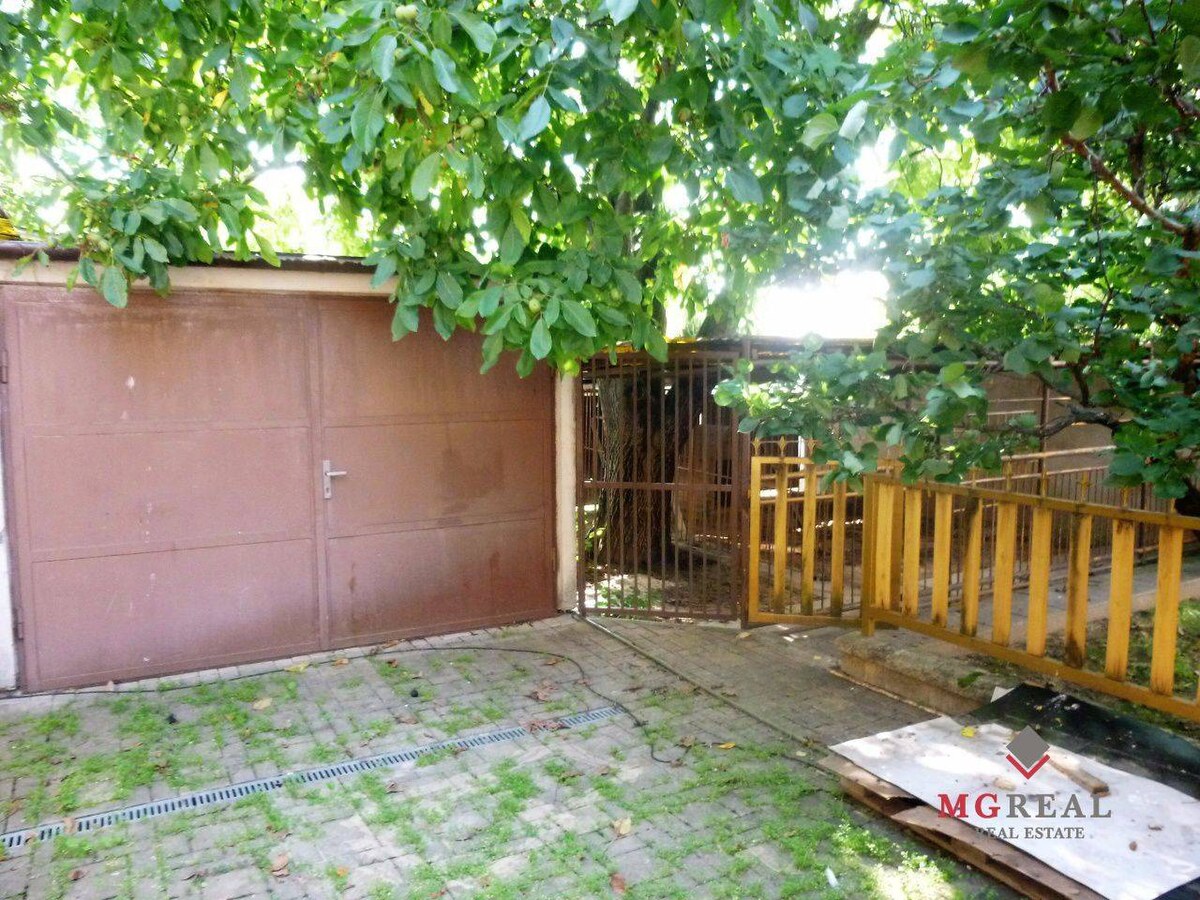 Podnikanie - bývanie - 2x dom Topoľčany — foto 30