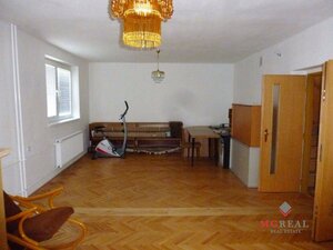 Podnikanie - bývanie - 2x dom Topoľčany — foto 23