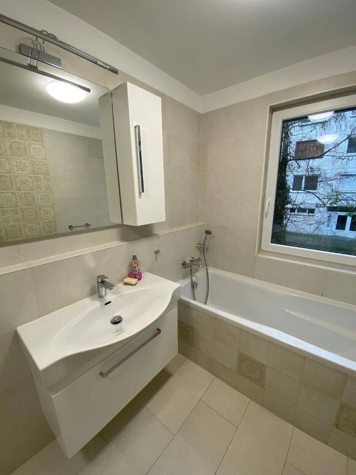 Nadštandardný 3 izbový byt v Piešťanoch — foto 12