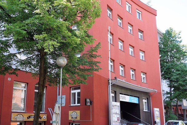 Kancelársky celok v širšom centre, Ružinov, flexibilný priestor, 44m2,