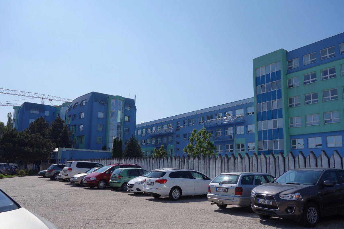 Dvojkancelária, cca 53 m2, výhodná poloha, Bratislava-Ružinov, Hraničn — foto 2
