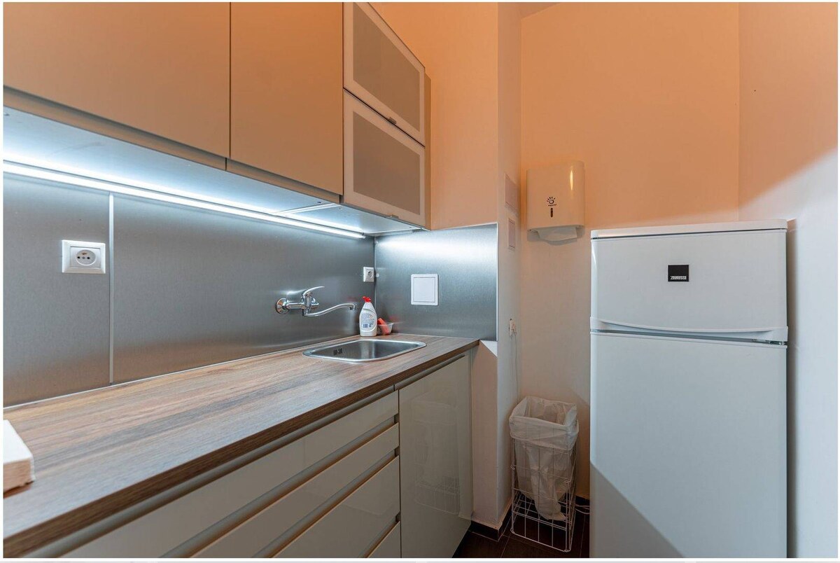 Kancelárske priestory 42m2, pešia zóna, Staré Mesto — foto 11