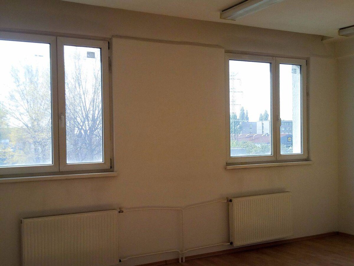 Lacné kancelárie, aj malé výmery, 15 a 30m2, Galvaniho, Bratislava-Ruž — foto 3