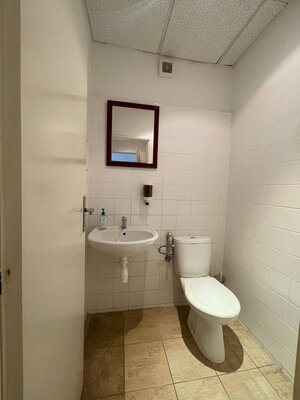 Samostatný kancelársky celok 60m2 - Drieňová, Ružinov — foto 5