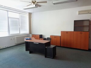 Kancelárske priestory 75m2, 150m2, parkovanie, P. Biskupice — foto 2