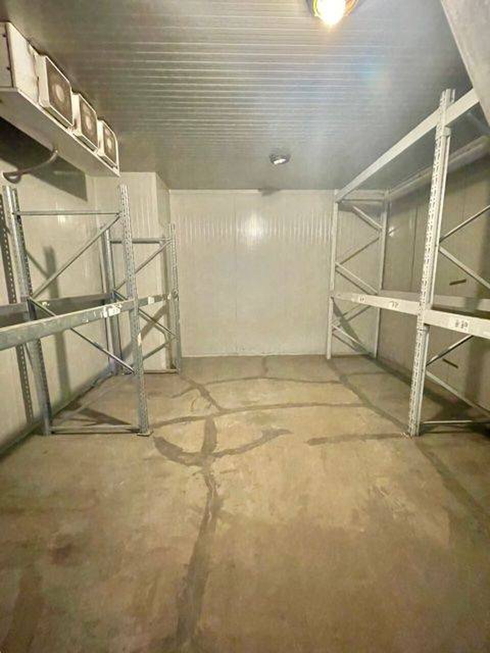 PREDAJ: Sklad (aj potravinový) 1125m2, Bratislava II — foto 3