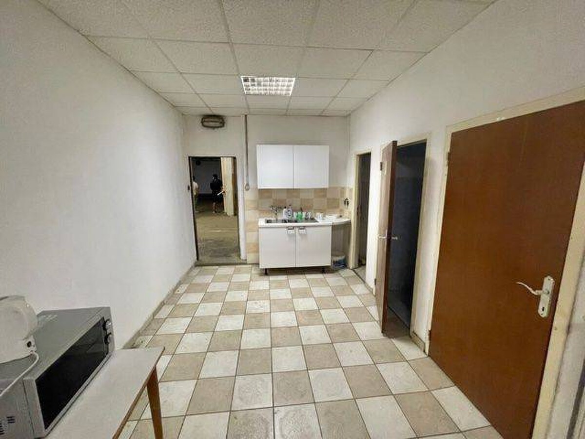 PREDAJ: Sklad (aj potravinový) 1125m2, Bratislava II — foto 6