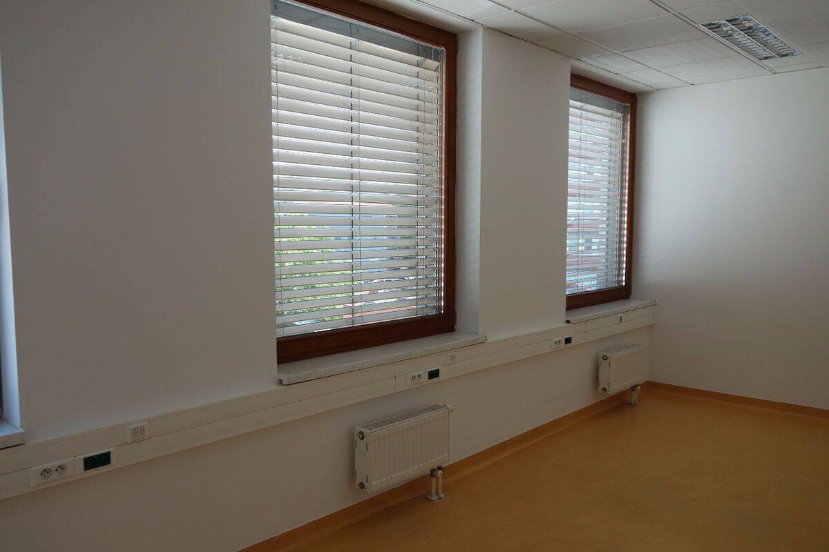 Administratívny celok 181m2, Nové Mesto, Kukuričná ul., parkovanie — foto 7