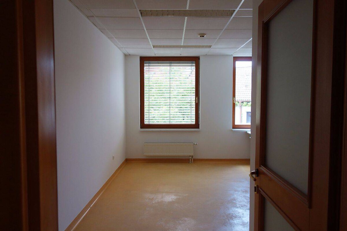 Administratívny celok 181m2, Nové Mesto, Kukuričná ul., parkovanie — foto 8