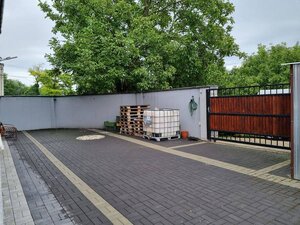 Investičná budova /dom/ v Komjaticiach — foto 3