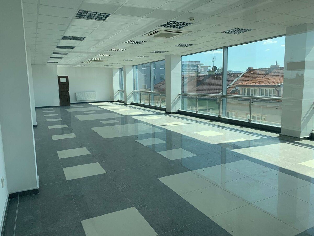 Obchodné priestor na PRENAJOM CENTRUM Topoľčany — foto 6