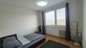 Predaj 1izbový byt - Topoľčany centrum — foto 2