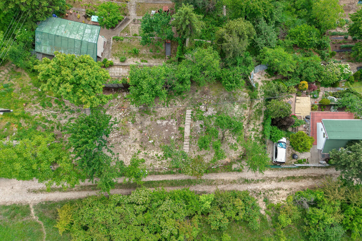DEVÍN, záhrada 210 m2 s neopakovateľným VÝHĽADOM na HRAD DEVÍN a DUNAJ — foto 3