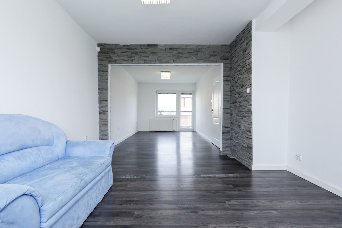 IVANKA PRI DUNAJI – veľkorysý 8-i dom, 300+ m², pozemok 890 m² — foto 12