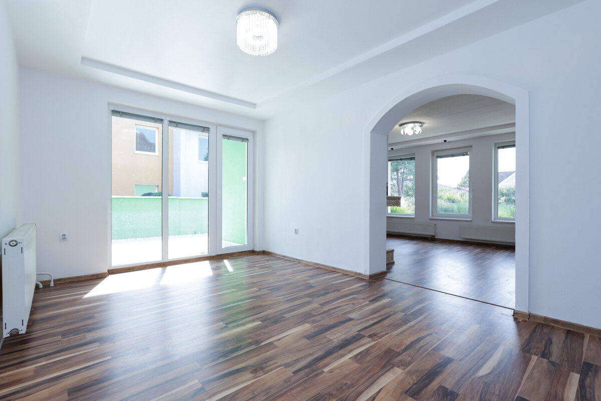 IVANKA PRI DUNAJI – veľkorysý 8-i dom, 300+ m², pozemok 890 m² — foto 8