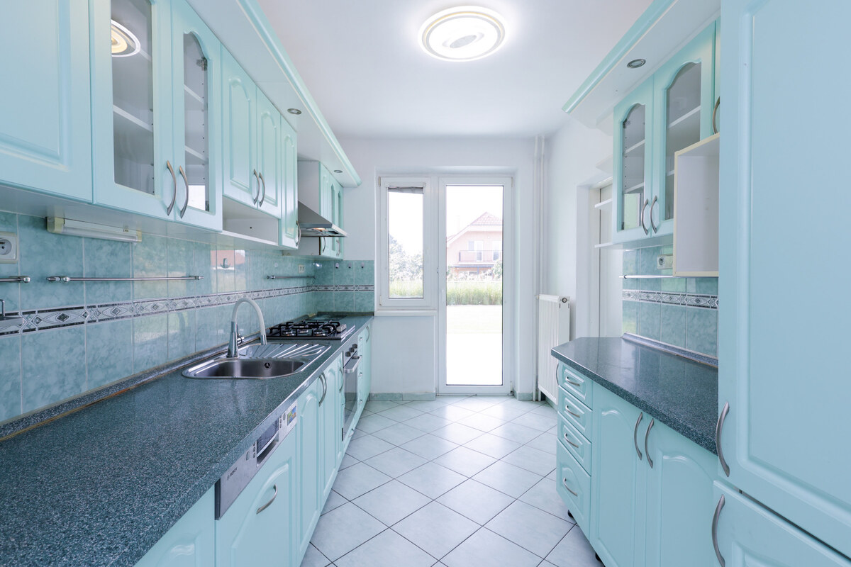 IVANKA PRI DUNAJI – veľkorysý 8-i dom, 300+ m², pozemok 890 m² — foto 9