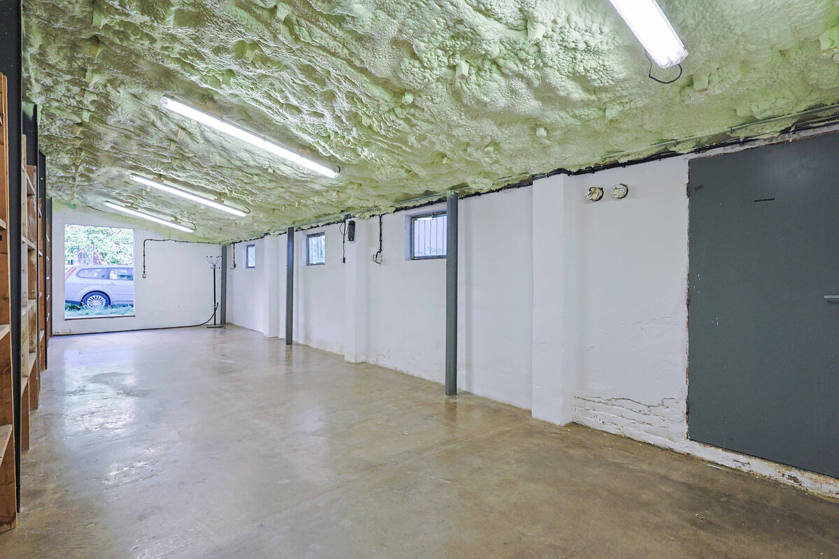 TRNAVSKÁ CESTA – 48 m² – praktický VIACÚČELOVÝ priestor + PARKOVANIE! — foto 13