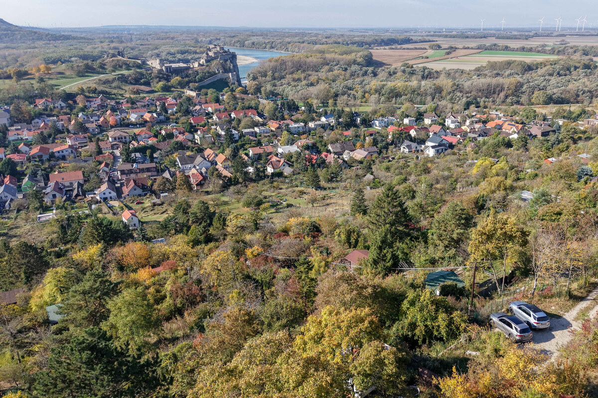 DEVÍN, záhrada 830 m2 s neopakovateľným VÝHĽADOM na HRAD DEVÍN a DUNAJ — foto 16