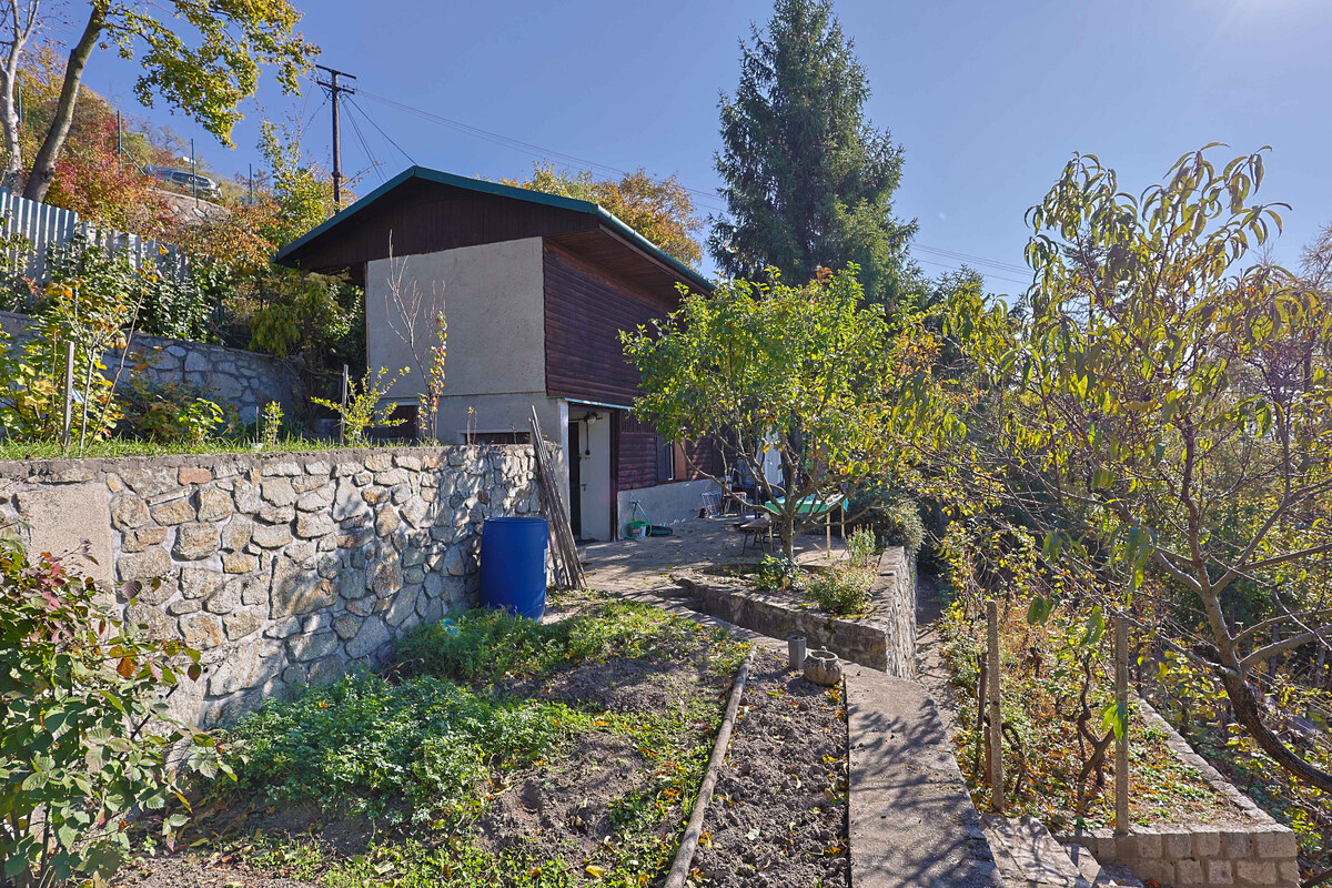 DEVÍN, záhrada 830 m2 s neopakovateľným VÝHĽADOM na HRAD DEVÍN a DUNAJ — foto 7