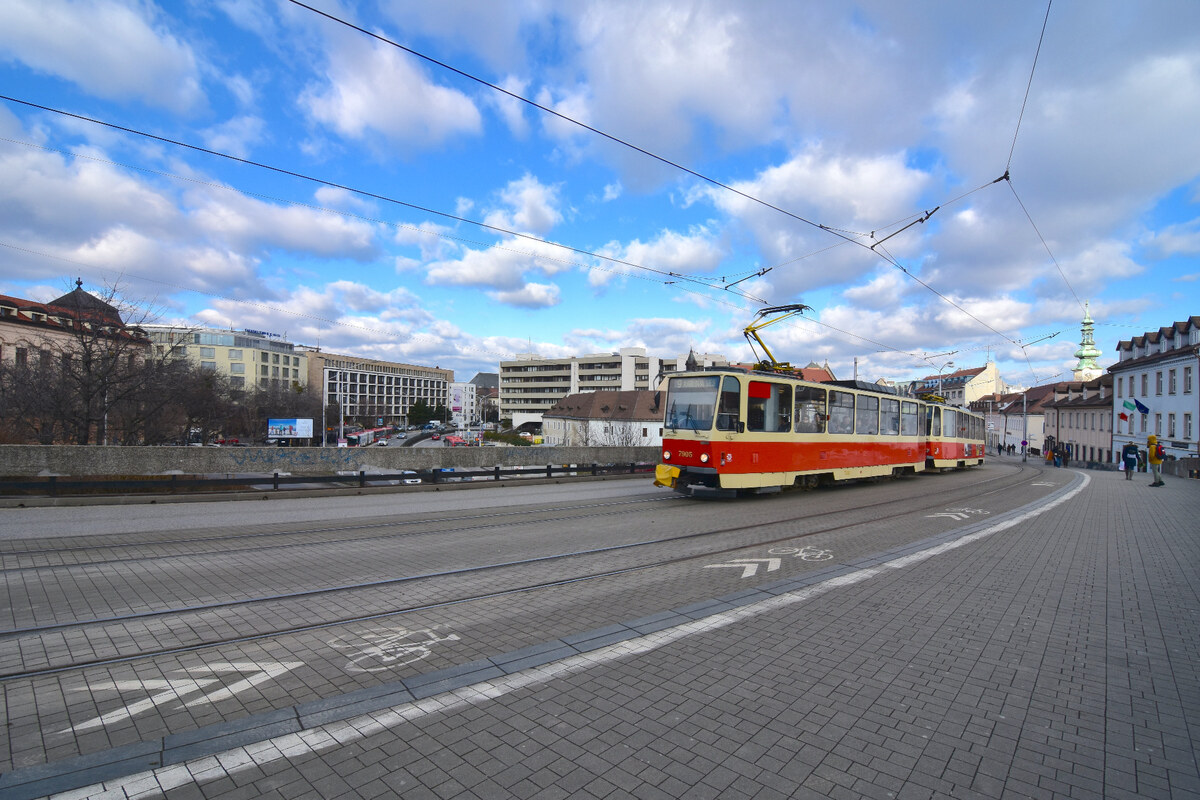 MIKULÁŠSKA, kancelárie, 132 m2 - pri BRATISLAVSKOM HRADE — foto 19