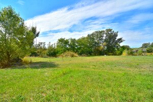 DEVÍNSKE JAZERO, pozemok 2515 m2 – krásne prírodné prostredie — foto 3