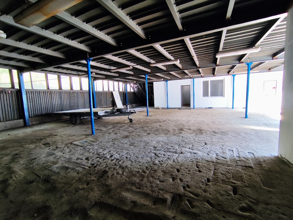 PRENÁJOM SKLADOVEJ HALY 530 m² – STRÁŽENÝ AREÁL — foto 14