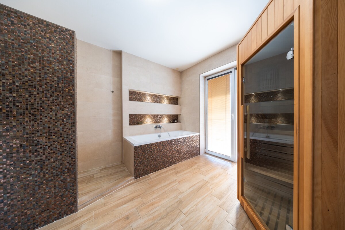 Moderný, zariadený, 4 izbový rodinný dom - v obci Andač (Zbehy) — foto 15