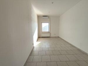 Komerčný priestor v polyfunkčnej budove — foto 11