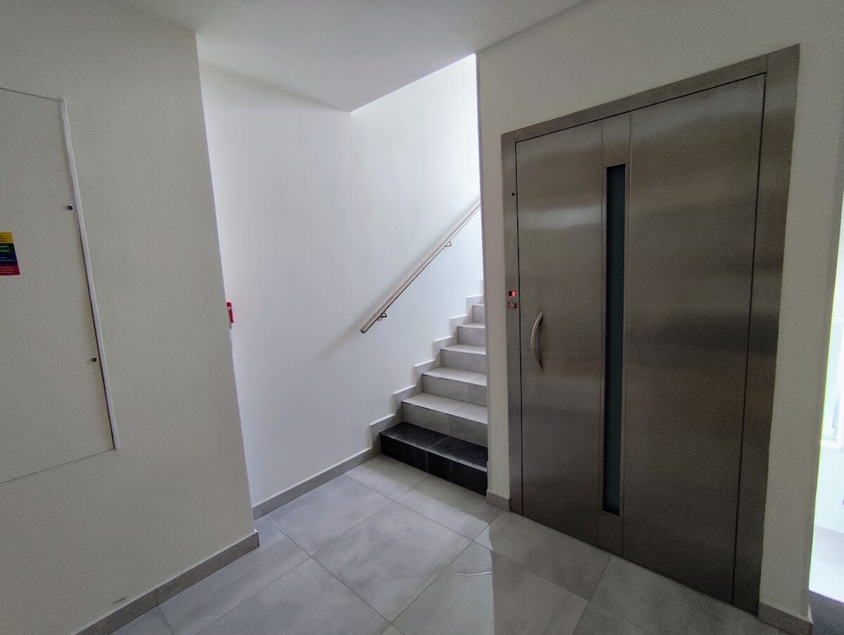 2. kancelária s vlastnou kuchynkou a sociálnym zariadením — foto 10