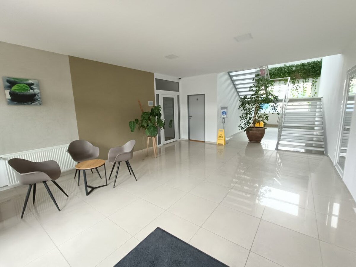 MAXFIN REAL - 25m2 kancelária s parkovaním na Chrenovej — foto 5
