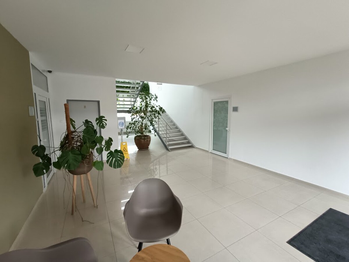 MAXFIN REAL - 25m2 kancelária s parkovaním na Chrenovej — foto 7