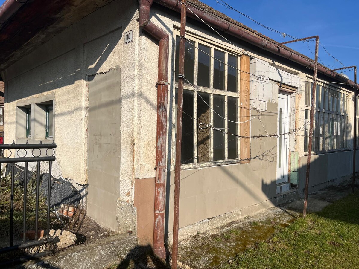 Vidiecky dom vo Vajke nad Žitavou — foto 4