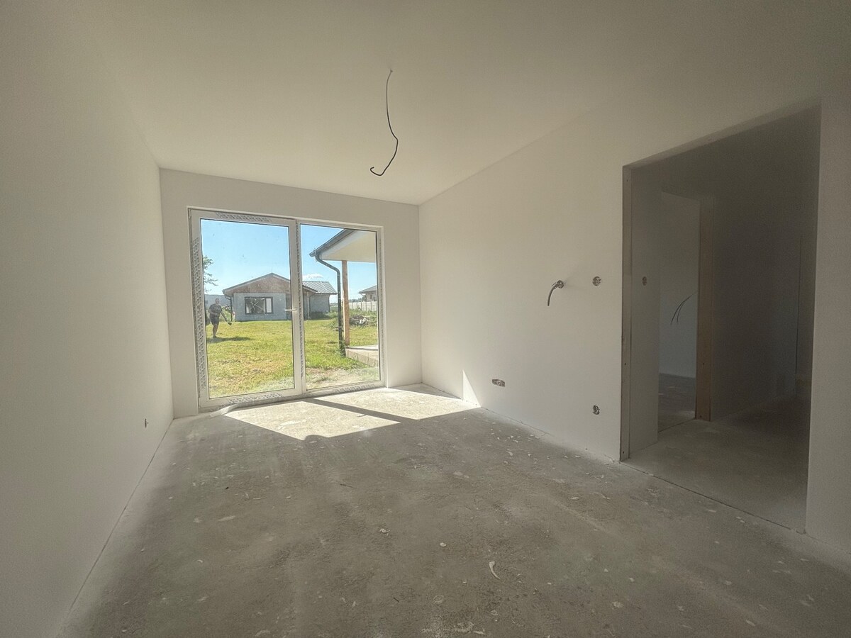 Novostavba 4-izbového domu s pozemkom 620 m² len pár minút od Nitry — foto 10