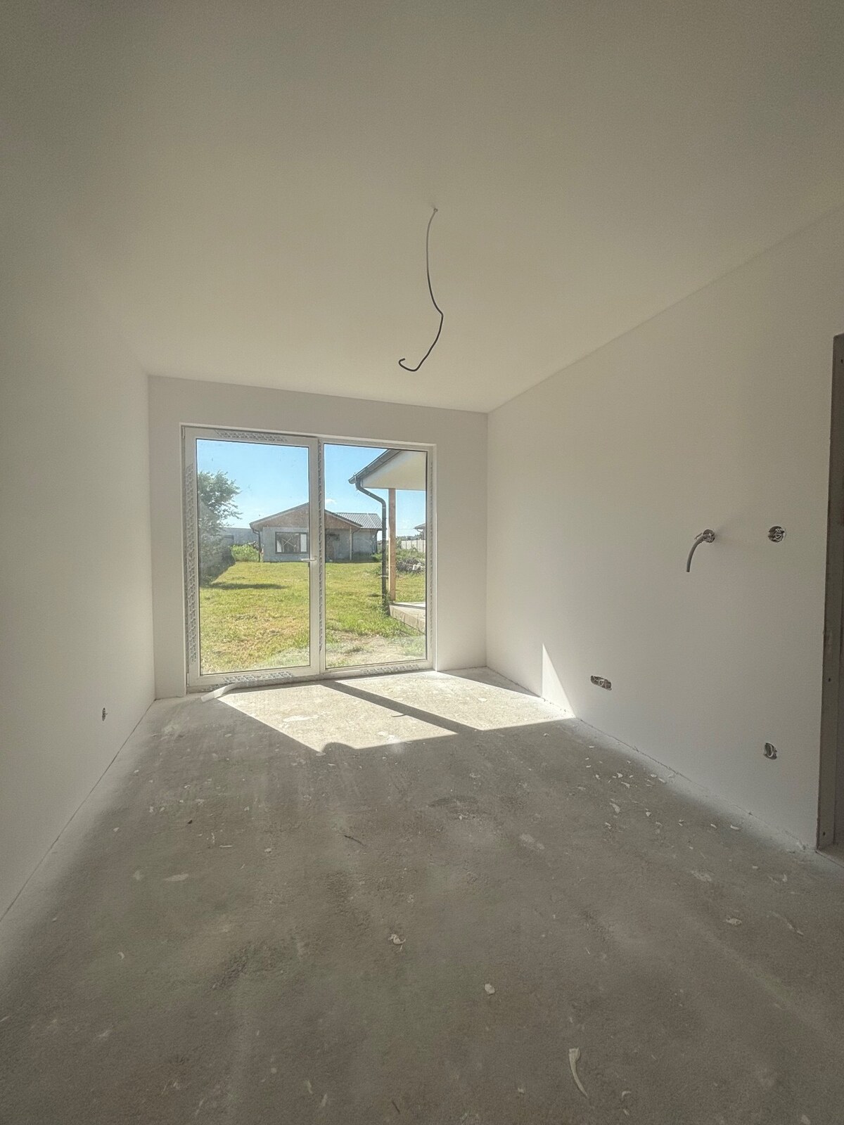 Novostavba 4-izbového domu s pozemkom 620 m² len pár minút od Nitry — foto 4