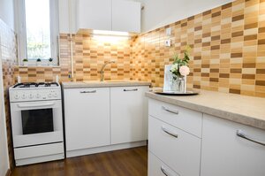 MAXFIN REAL - kompletne zrekonštruovaný zariadený byt s parkovaním — foto 1