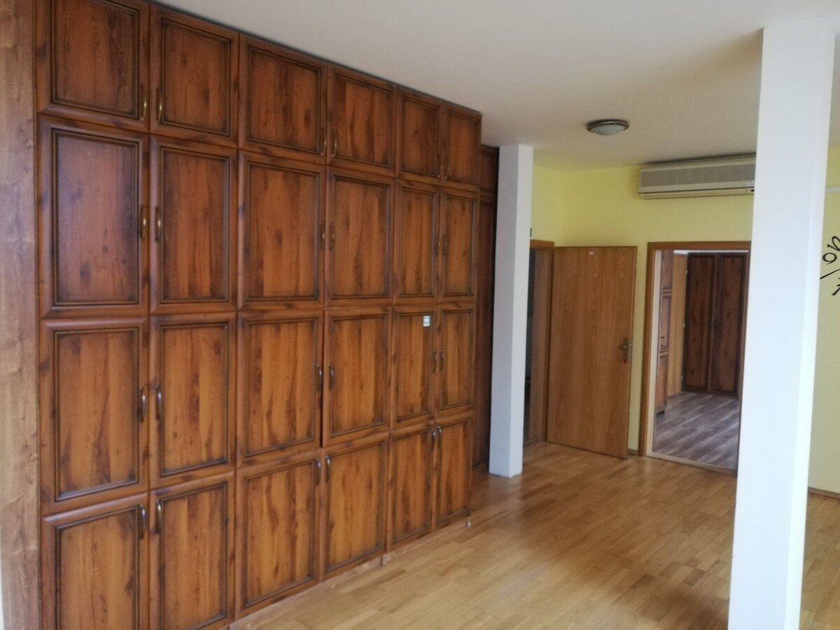 Kancelária s možnosťou rozdelenia v centre Nitry — foto 4