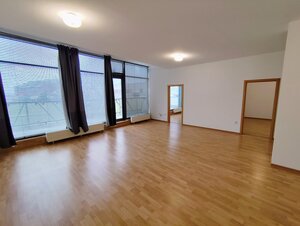 BYT - KANCELÁRIA s parkovaním — foto 4