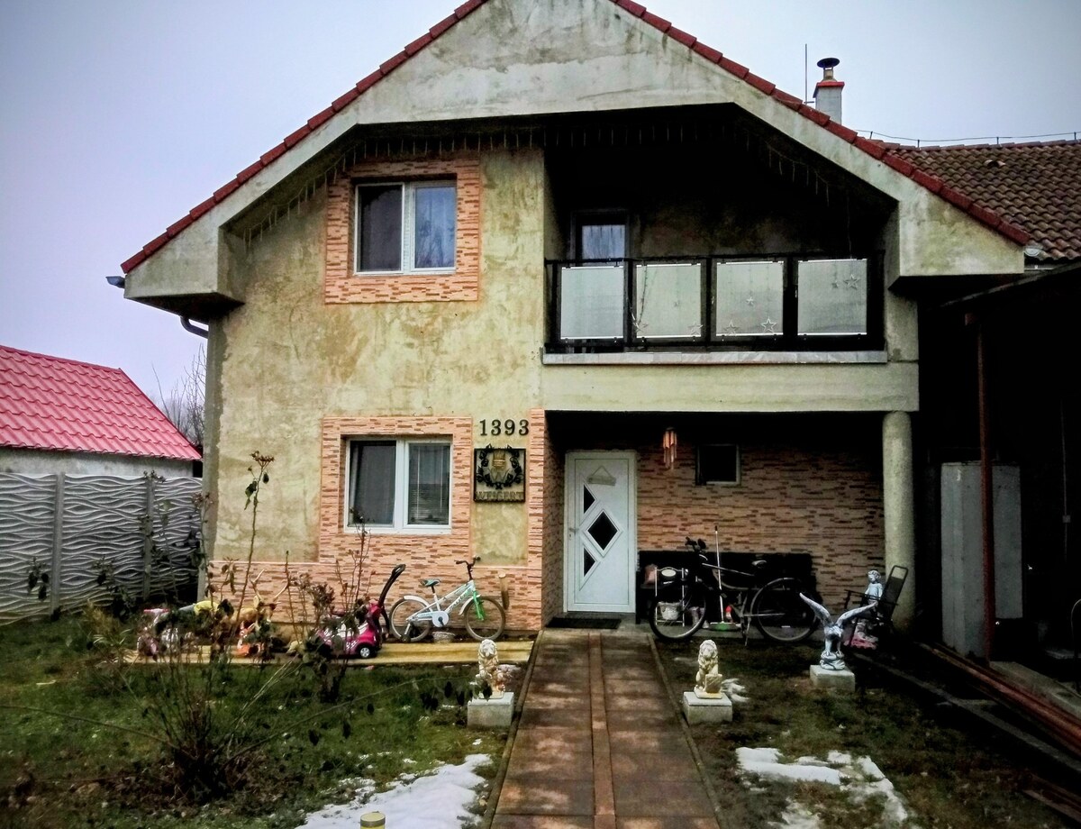 RD NA PREDAJ VLČANY — foto 2