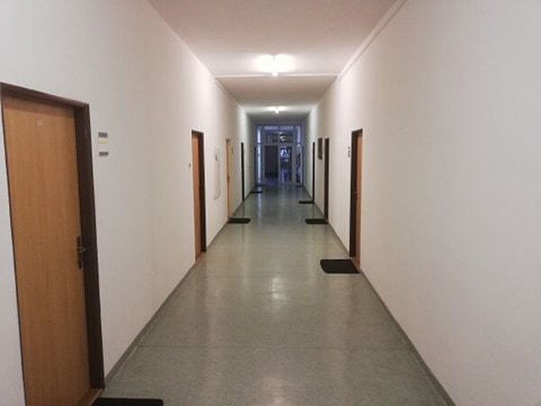 Kancelárske priestory na Chrenovej s parkovaním