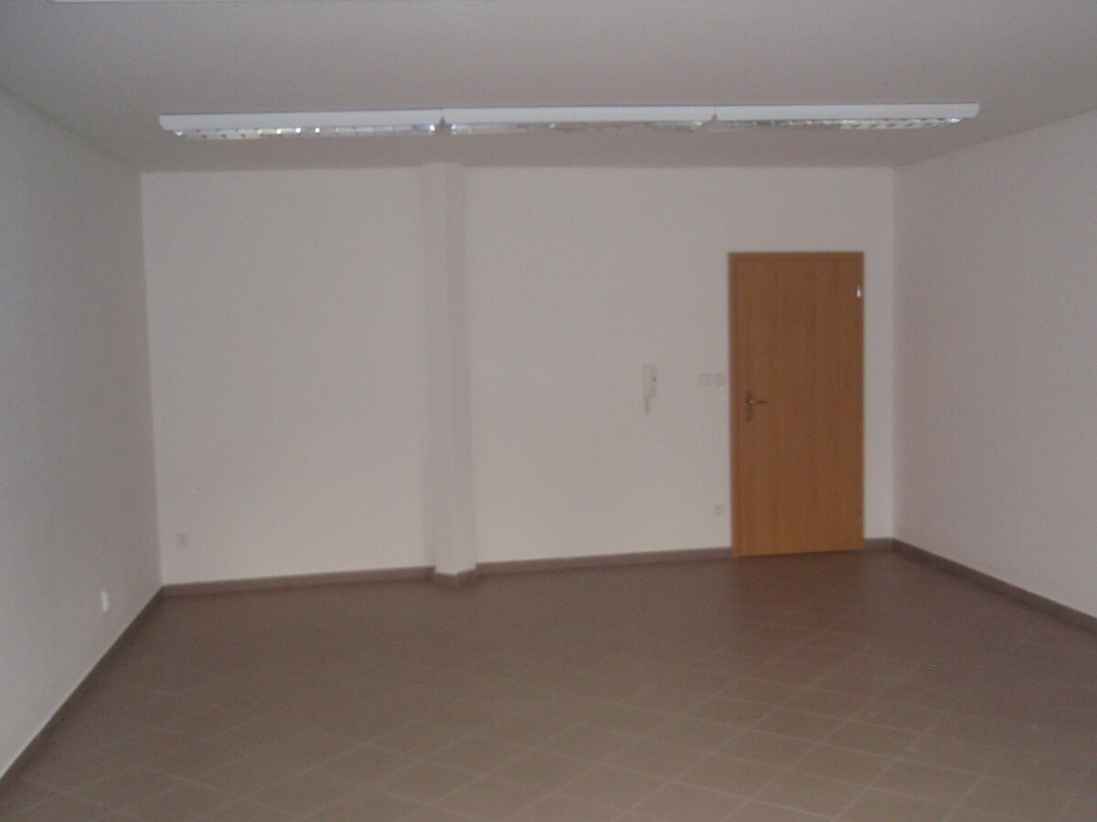 Kancelária na pešej zóne v Nitre — foto 2