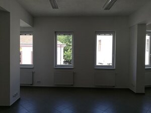 MAXFIN REAL - prenájom priestoru  113m2 na pešej zóne v Nitre — foto 2