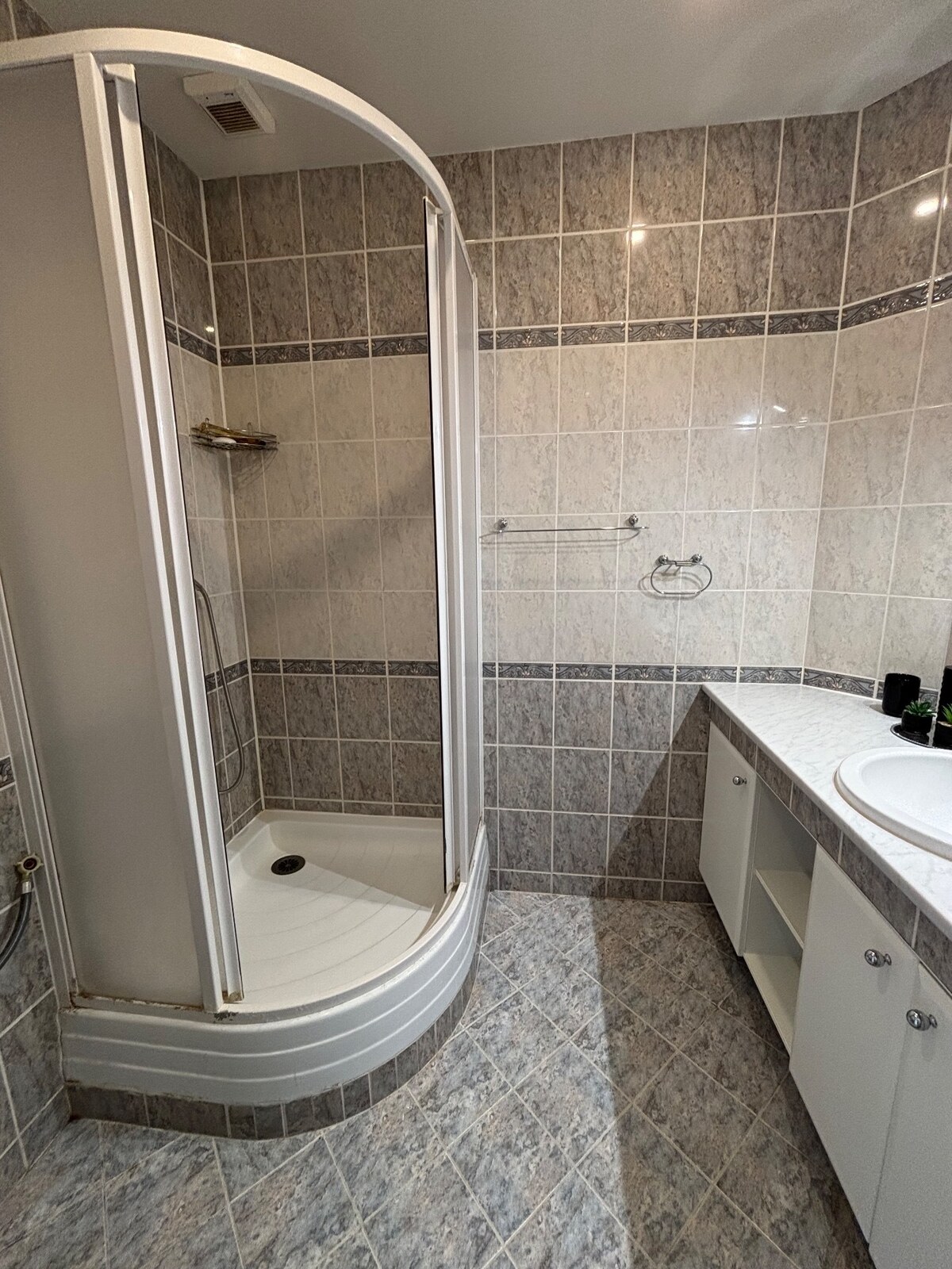 MAXFIN REAL - predaj 3 izbového bytu Levice, Rybníky — foto 5