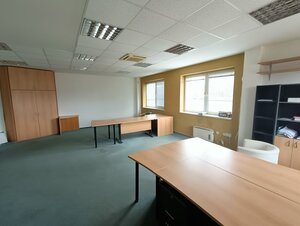 Pekná kancelária s parkovaním v Nitre — foto 1