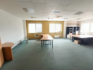 Pekná kancelária s parkovaním v Nitre — foto 5