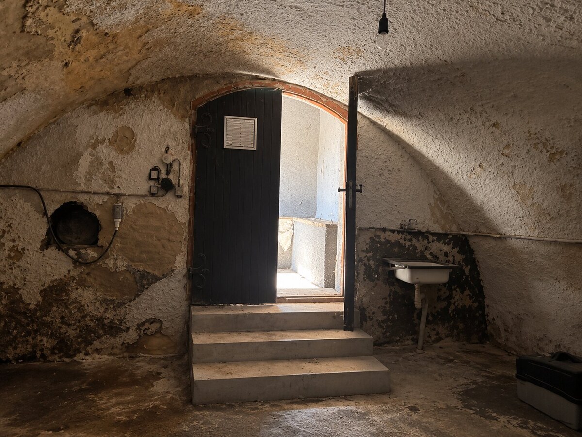 PRIESTRANNÉ RODINNÉ SÍDLO VEĽKÝ BIEL — foto 29
