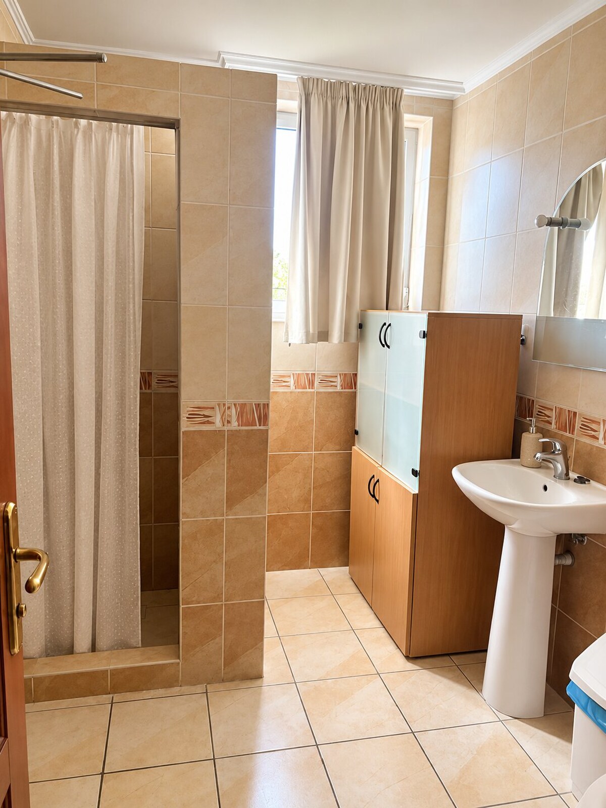 Prenájom  veľkorysý 2 izbový byt Senec — foto 2