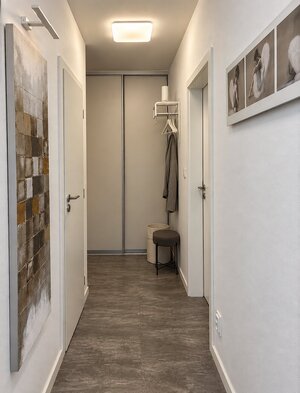 3-izb. byt s priestrannou  loggiou a 2 parkovacími miestami Senec — foto 22
